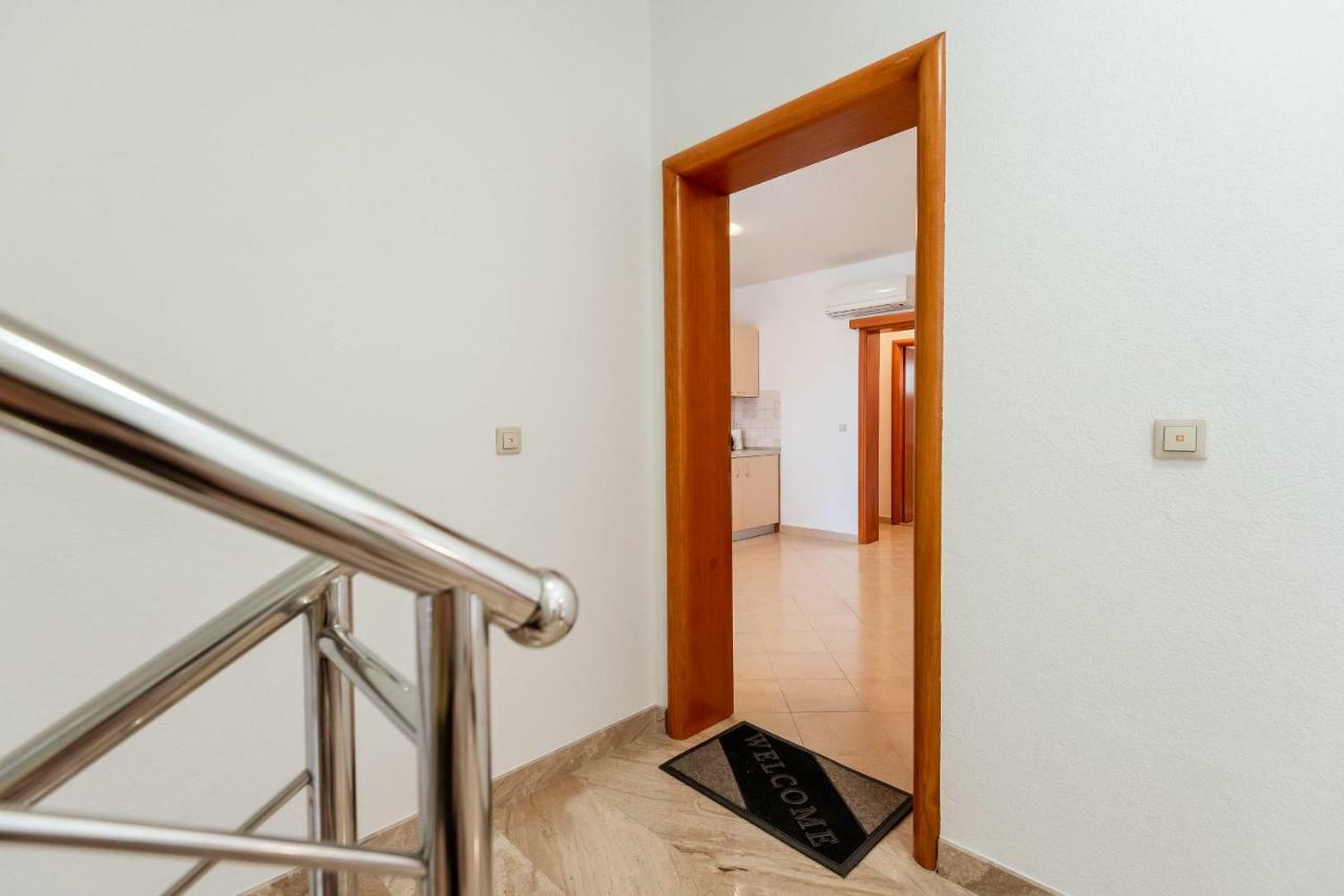 Apartmani Marina Klek Zewnętrze zdjęcie