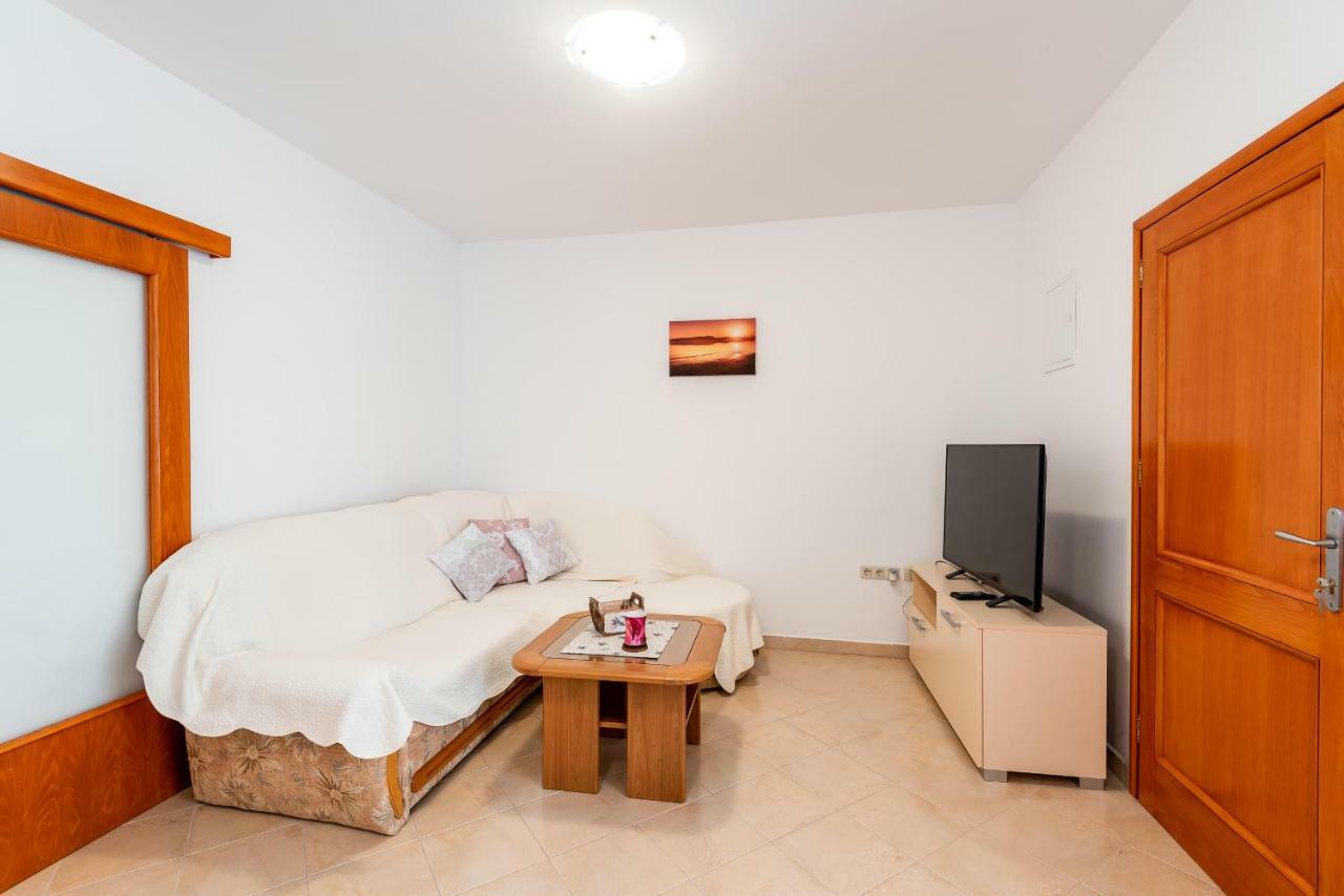 Apartmani Marina Klek Zewnętrze zdjęcie