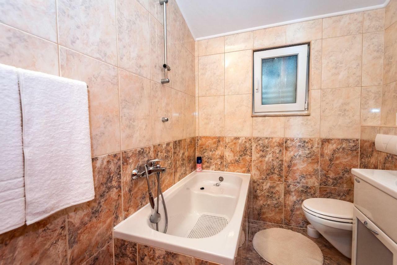Apartmani Marina Klek Zewnętrze zdjęcie