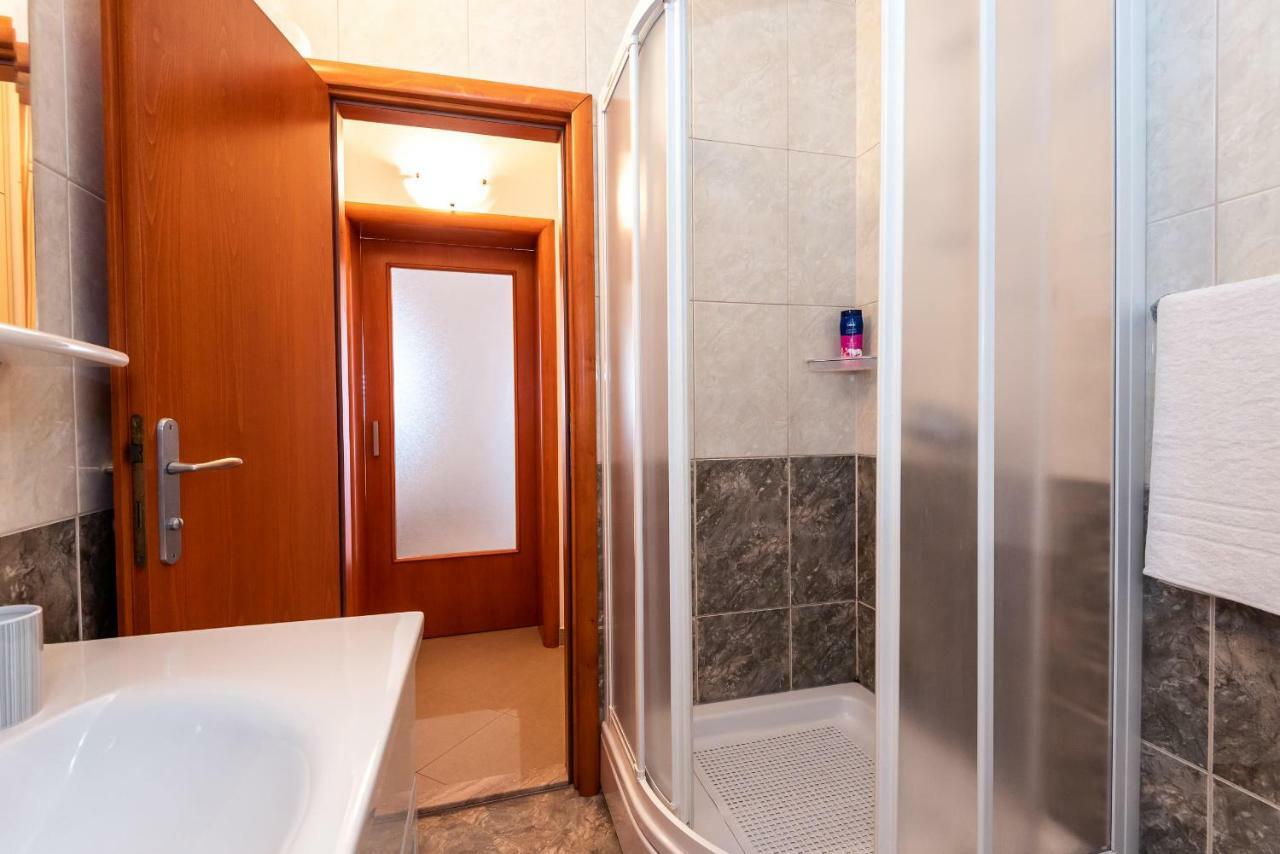 Apartmani Marina Klek Zewnętrze zdjęcie