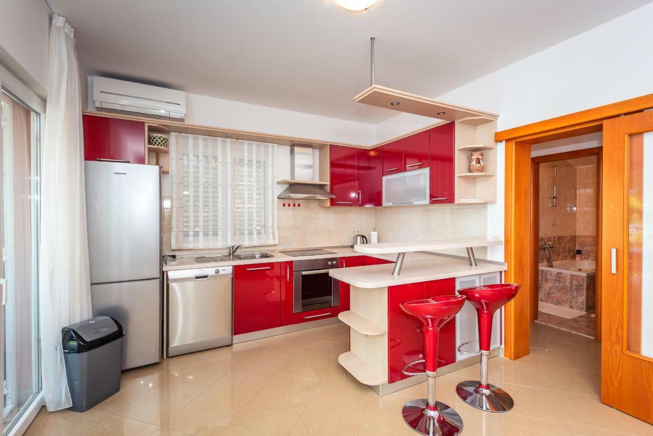 Apartmani Marina Klek Zewnętrze zdjęcie